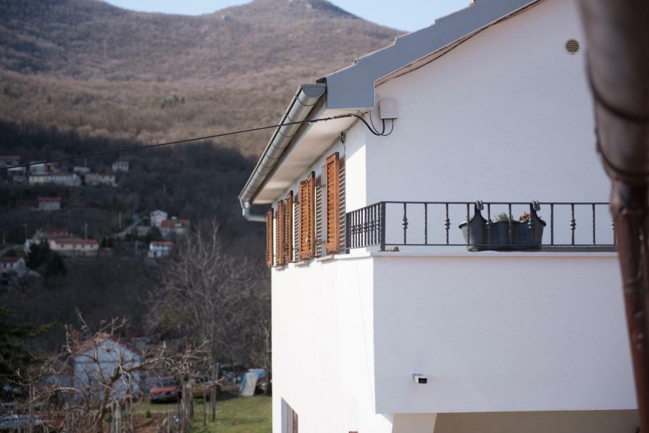 Lola Apartment Veprinac Екстериор снимка