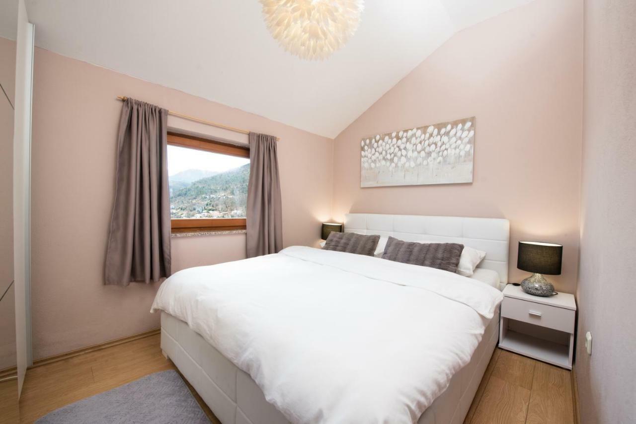 Lola Apartment Veprinac Екстериор снимка